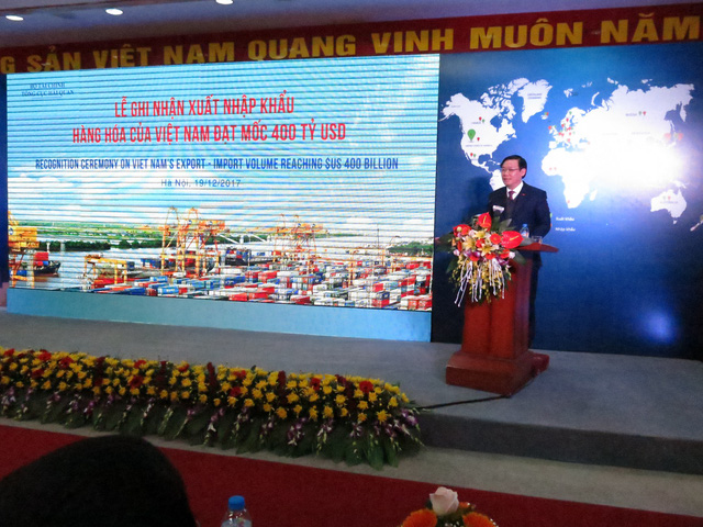 Chưa hết năm 2017, xuất nhập khẩu Việt Nam đạt 400 tỉ USD
