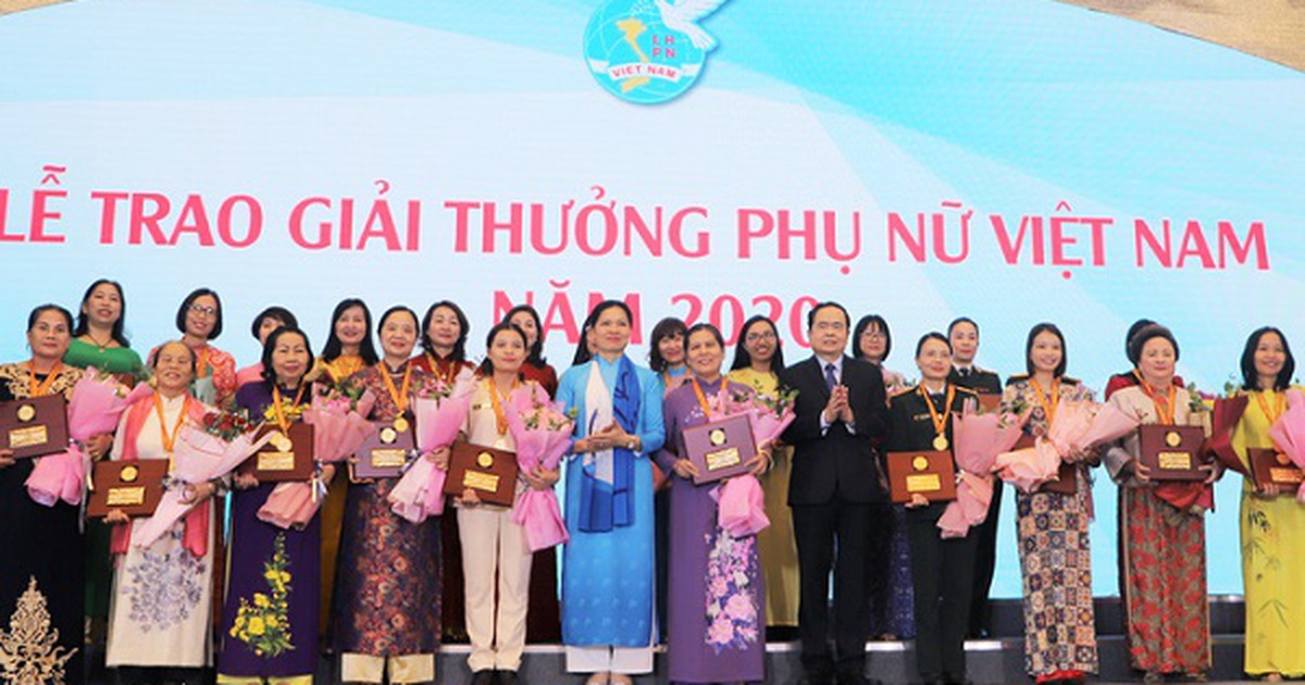 Trao Giải thưởng Phụ nữ Việt Nam và Cuộc thi Phụ nữ khởi nghiệp năm 2021